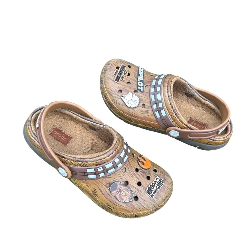Crocs Big Kids Star Wars Chewbacca Classic‎ Lined Clogs Size J 3 Brown Sandals